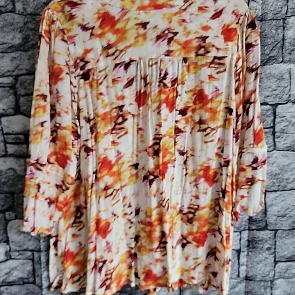 Terra & Sky Plus Size 1x Pullover V Neck Top, 3/4 Sleeve, Multicolor - Picture 2 of 10